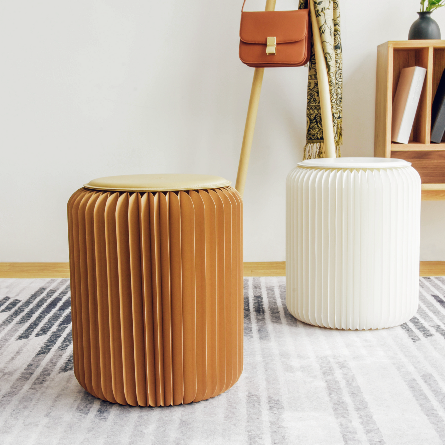 tabourets pliables L naturel et blanc